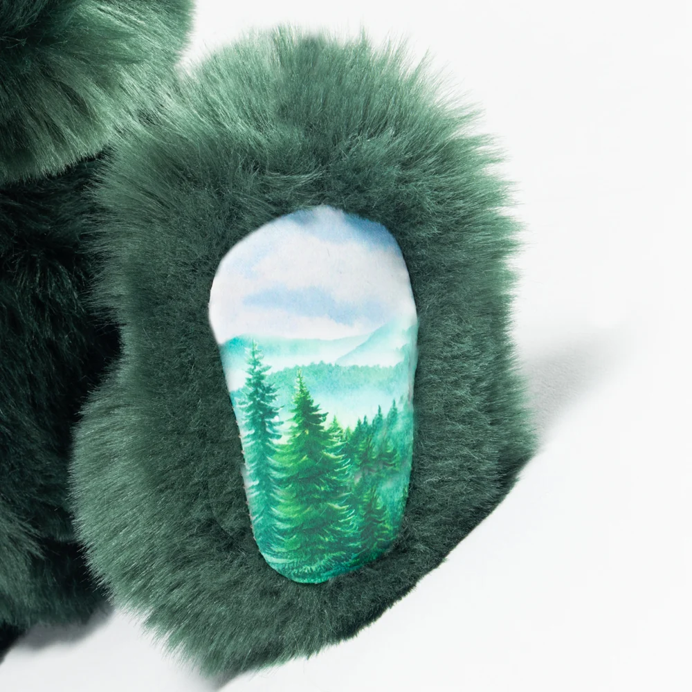 20 In. Limited Edition 45th Anniversary Green Mountain Bear - Image 4