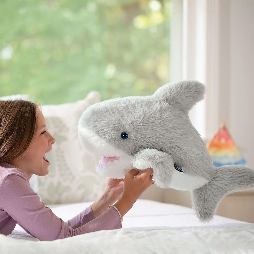 18 In. Oh So Soft Shark - Image 3